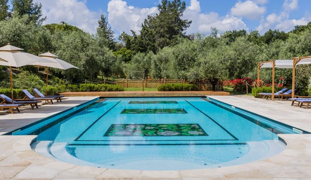Villa Sandra, elegant villa with park and pool in Mondavio, only 20 minutes from the Adriatic coast.