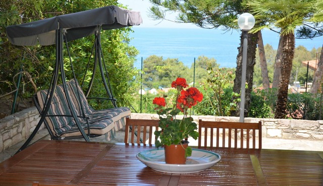 Villa Sara. direct access to the beach in front of the Zingaro reserve