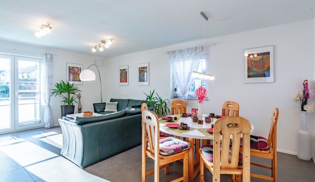 Wendelstein vacation apartment, for 6 people, 108 sqm, balcony in Pfaffing