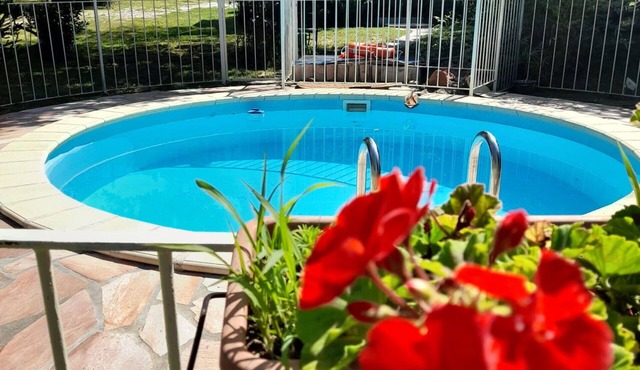 Wonderful private villa for 6 guests with pool, WIFI, TV and panoramic view
