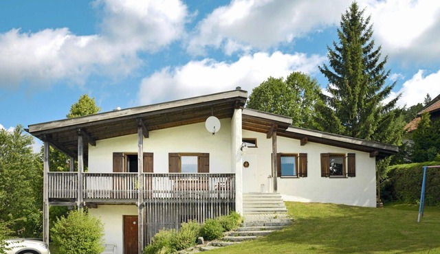 Wonderful private villa for 10 people with WIFI, TV, patio and parking in Mauth