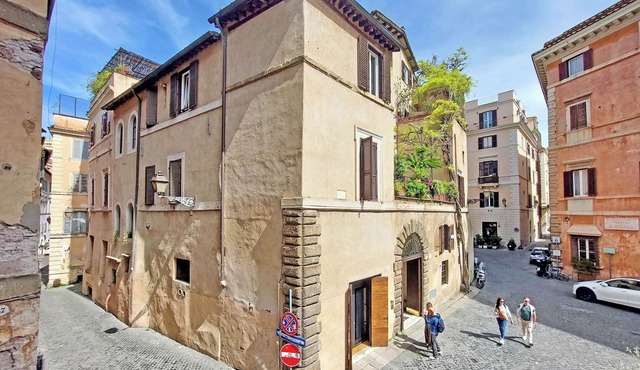 YCH-Luxury home near Piazza Venezia