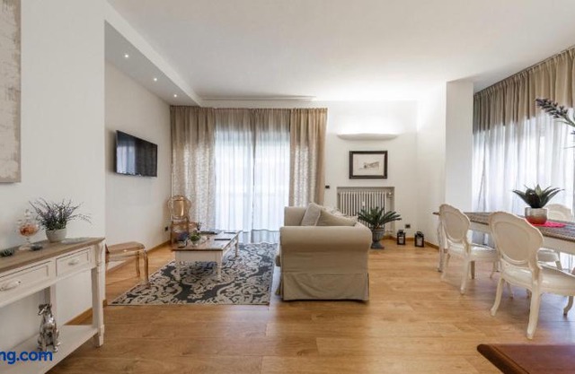 70's Luxury Cavour