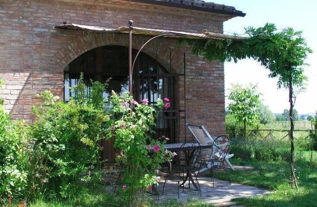 Apartment for 2 persons + 2 children approx. 40 qm in Monteleone d'Orvieto, Lake Trasimeno