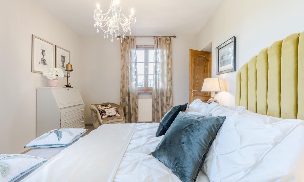 Lucca Villa | Nonna Bianca Farmhouse