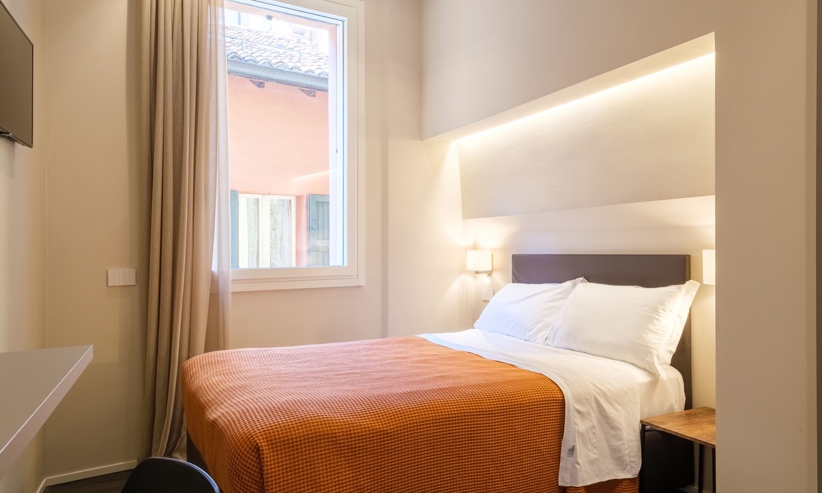 L'antico Ghetto Ebraico Apartment | Golden Suite by Studio Vita