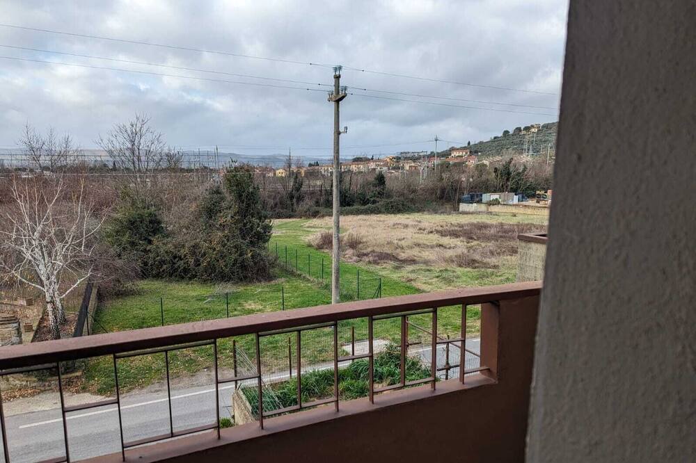Pieve al Bagnoro House | Holiday Home 'Ad Arezzo Equestrian Centre' with Private Terrace and Air Conditioning