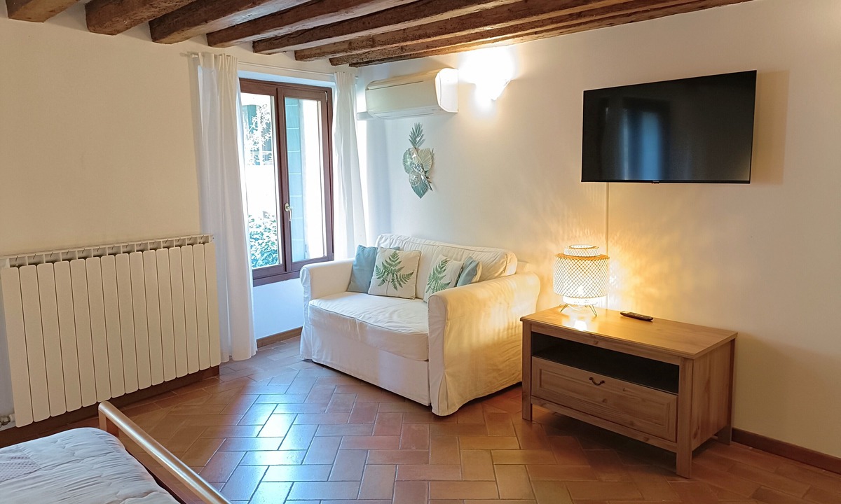 Castello Apartment | Apartment with garden