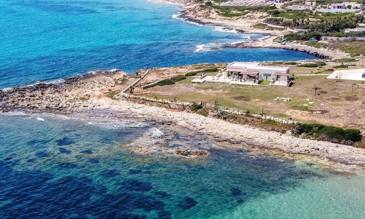 Portopalo di Capo Passero House | Europas südlichstes Luxusdomizil am Meer by Interhome