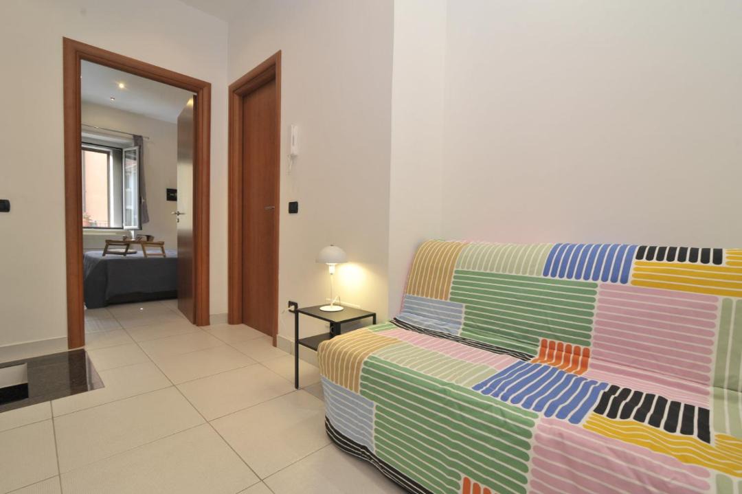 Monterotondo Apartment | La Casa nel Borgo, a 20 minuti da Roma, relax e comfort con tutte le dotazioni, WiFi free