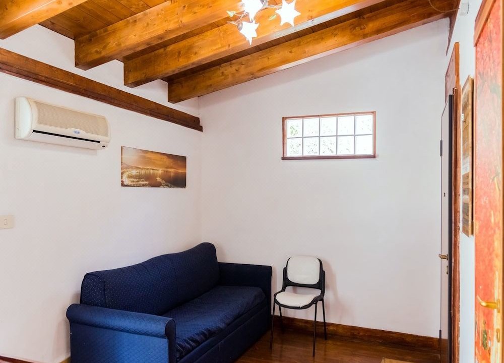 Photo of Livingroom in Ostia Antica