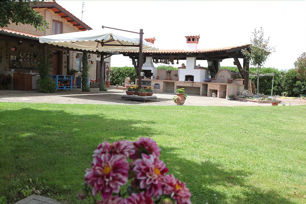 Photo of Buildings in Ardea