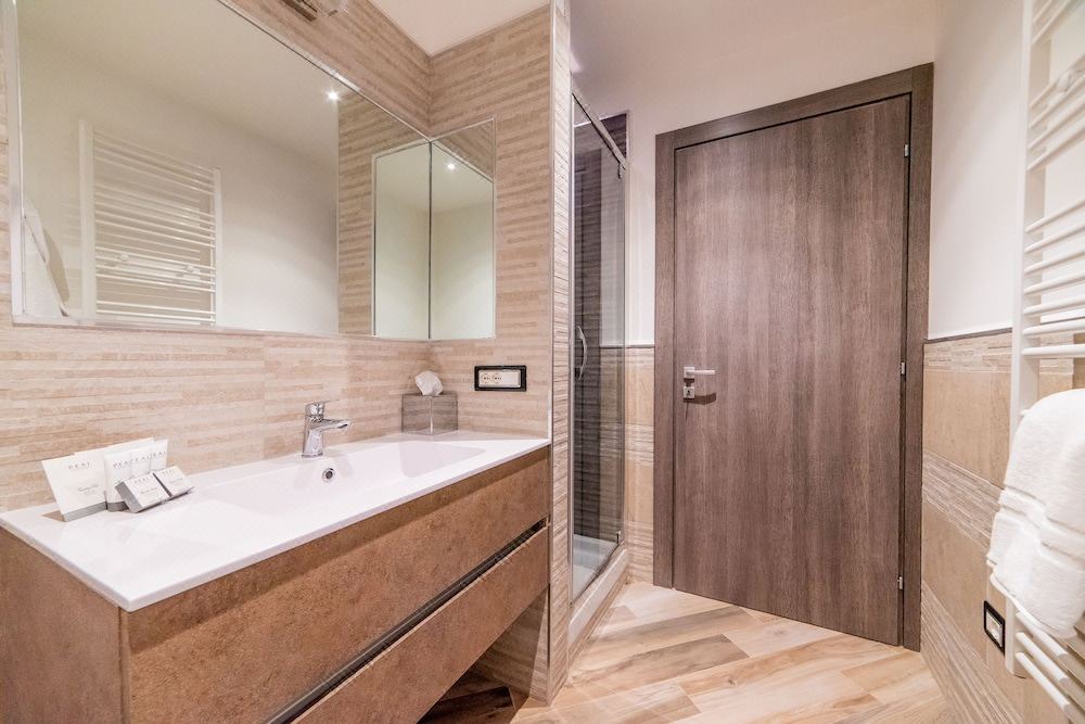 Photo of Bathroom in Farnese