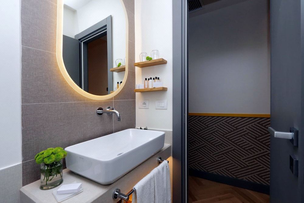 Photo of Bathroom in Rome City Centre