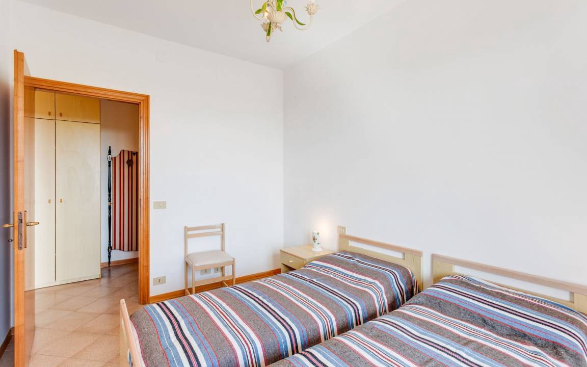 Photo of Bedroom in Tuoro sul Trasimeno