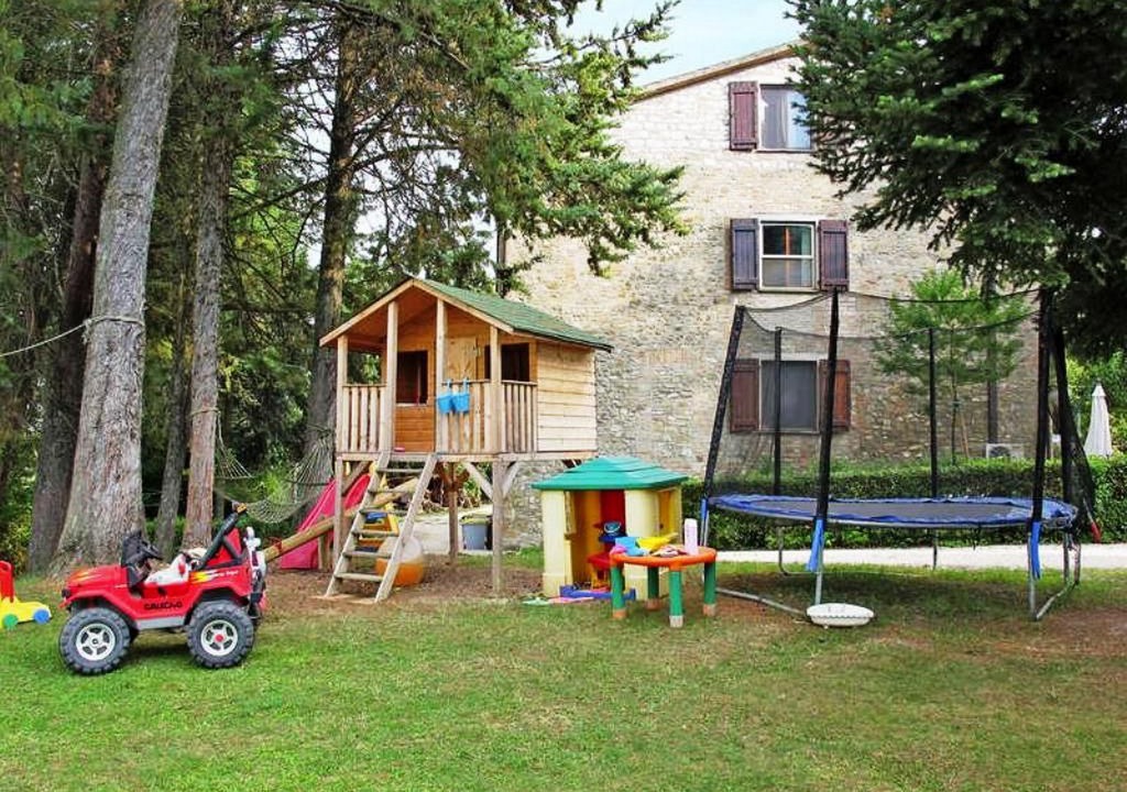 Photo of Buildings in Ramazzano