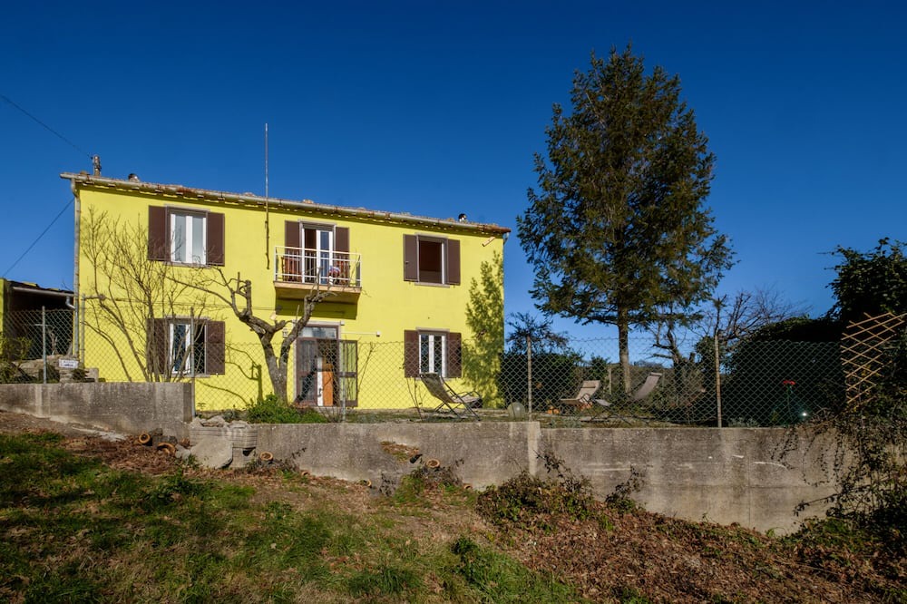 Photo of Outdoor in Semproniano