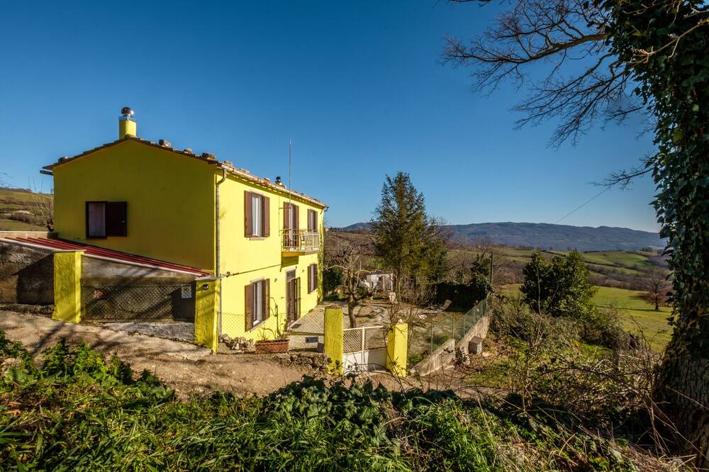 Photo of Outdoor in Semproniano