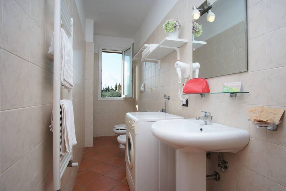 Photo of Bathroom in Marina Di Camerota
