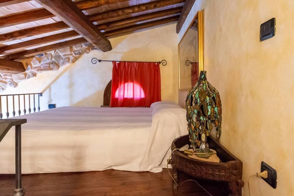 Photo of Bedroom in Capalbio