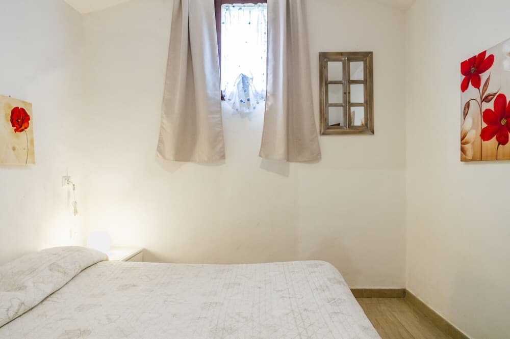 Photo of Bedroom in Orbetello