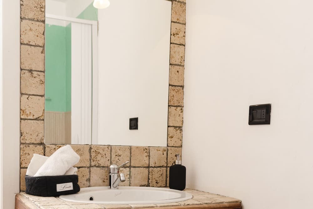 Photo of Bathroom in Corato