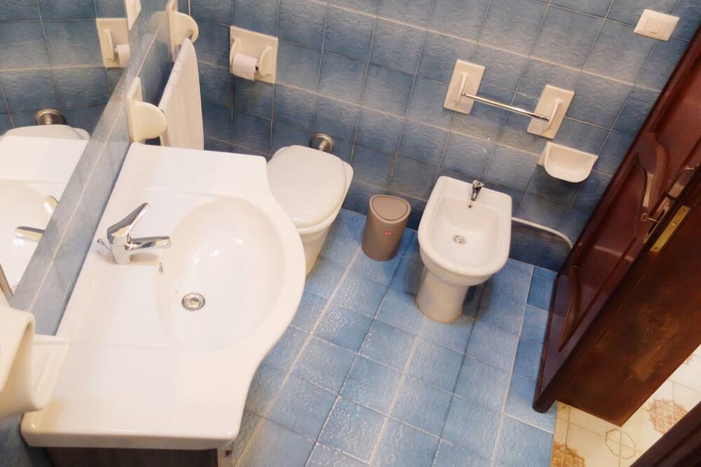 Photo of Bathroom in Copertino