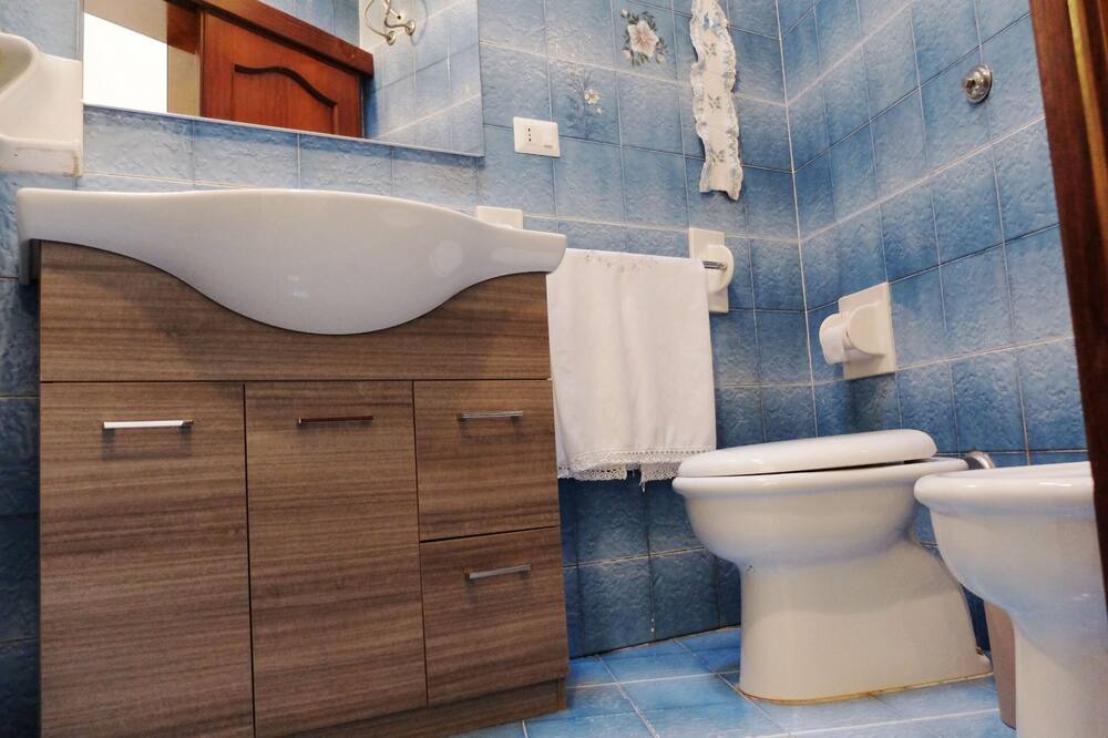 Photo of Bathroom in Copertino