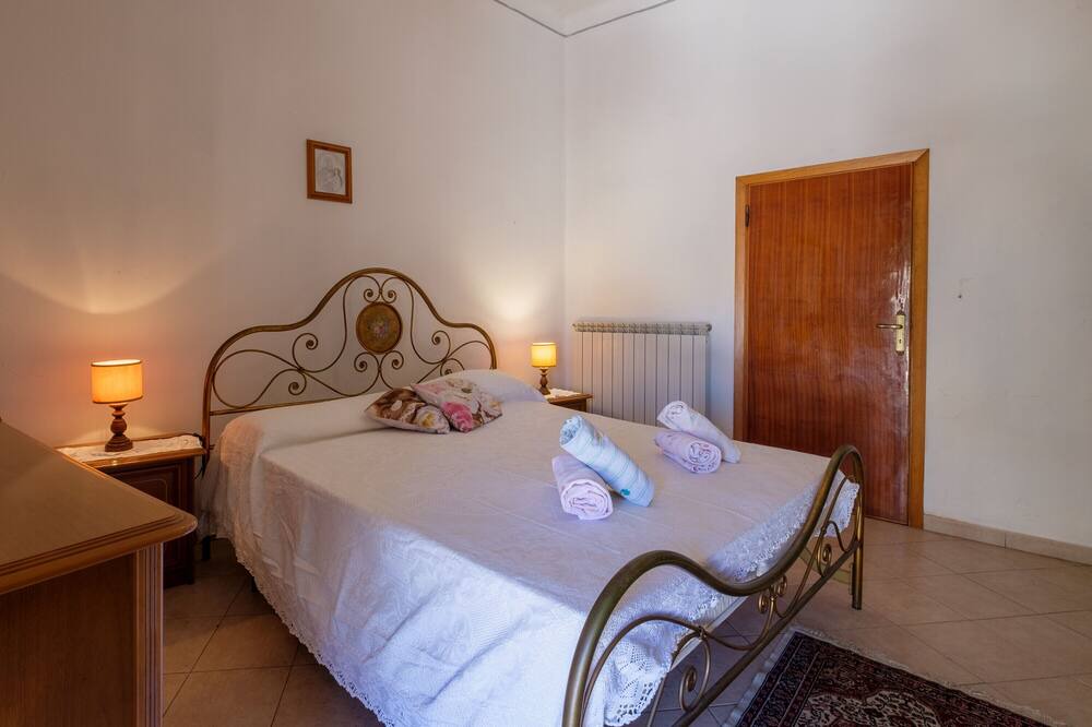 Photo of Bedroom in Montemerano
