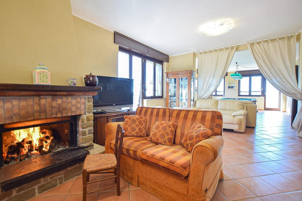 Photo of Livingroom in Laureana Cilento