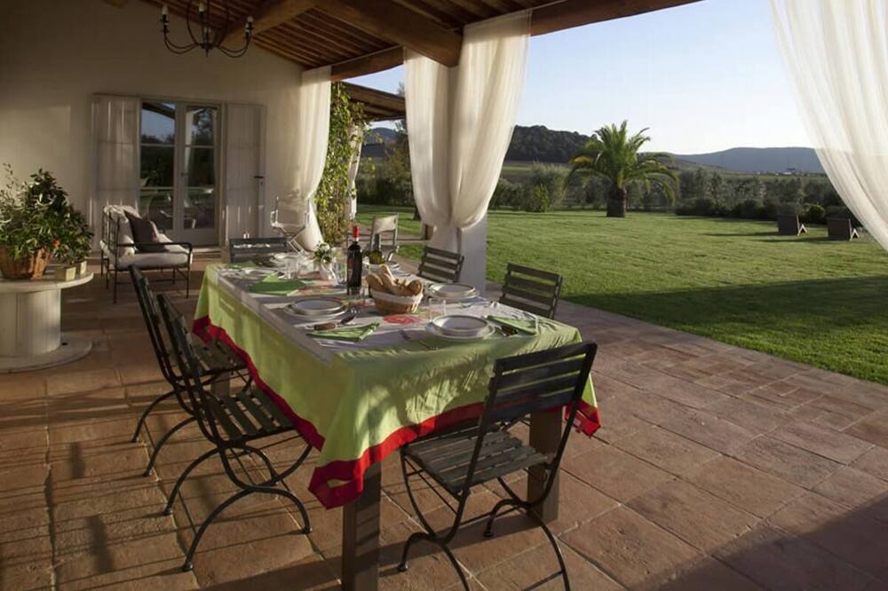Photo of Patio Balcony in Manciano