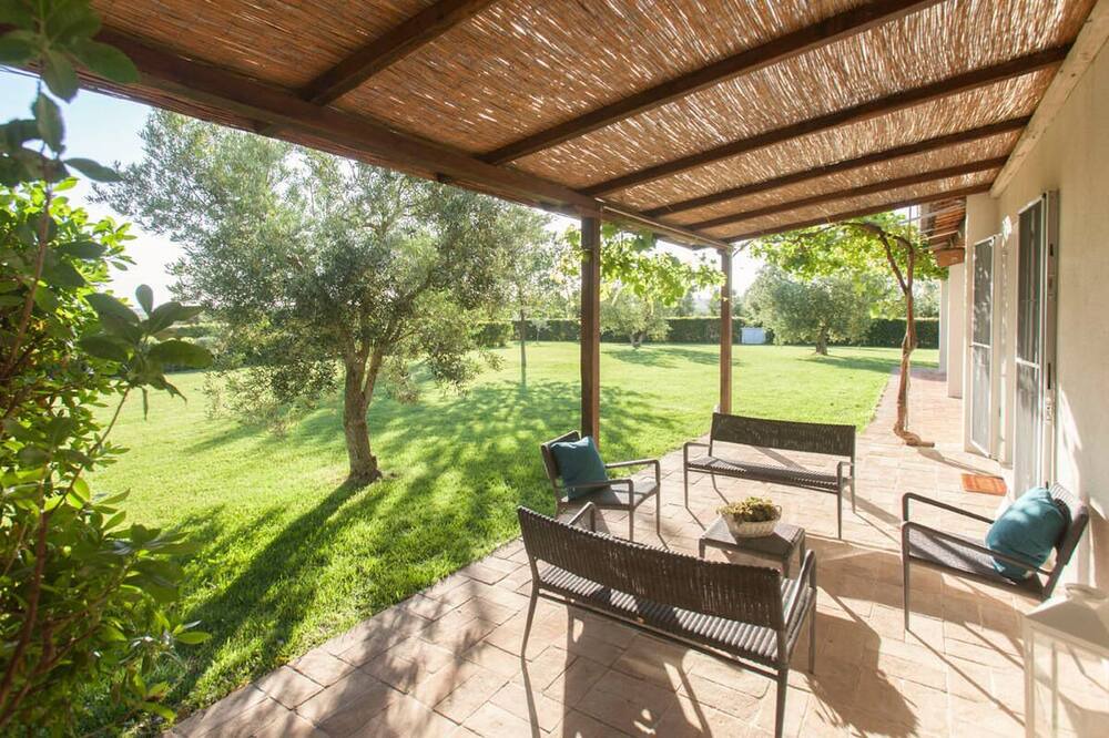 Photo of Patio Balcony in Manciano