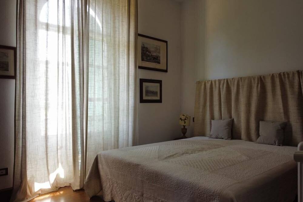 Photo of Bedroom in Orbetello