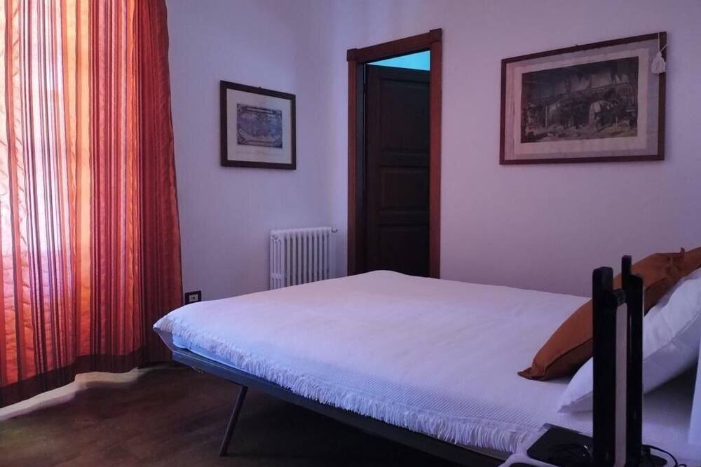 Photo of Bedroom in Orbetello