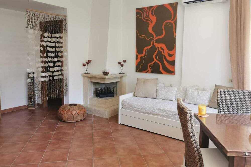 Photo of Livingroom in Quartiere XX Ardeatino
