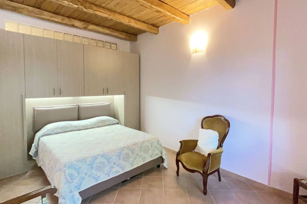 Photo of Others in Torchiara