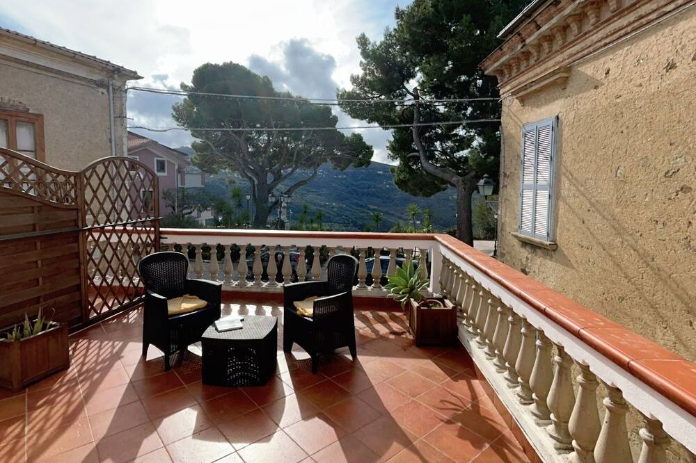 Photo of Outdoor in Torchiara