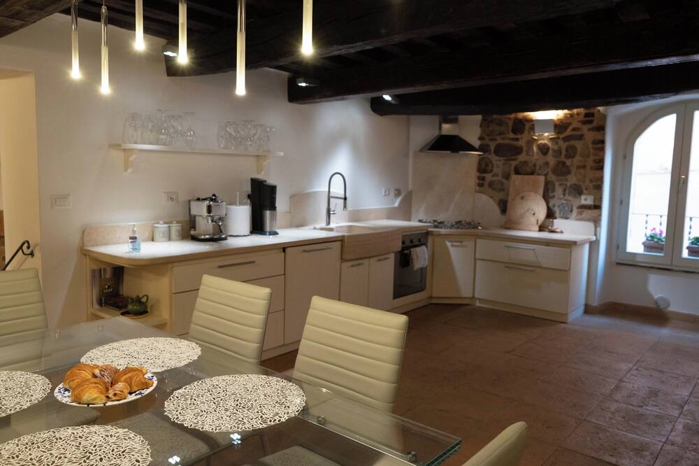 Photo of Kitchen in Ficulle