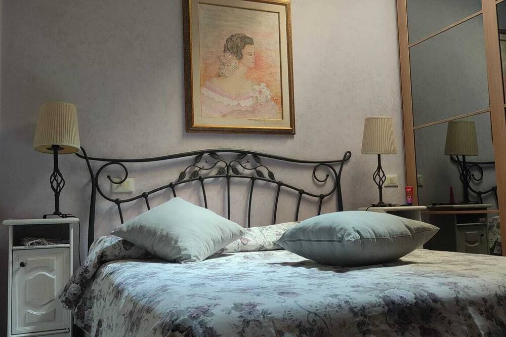 Photo of Bedroom in Guidonia Montecelio