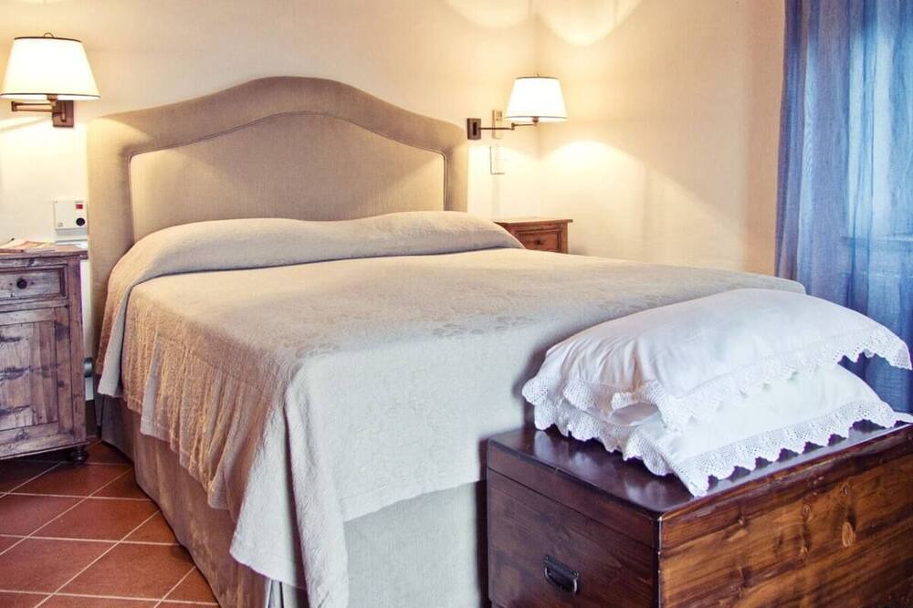 Photo of Bedroom in Corbara