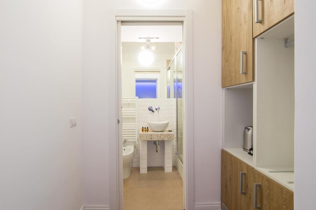 Photo of Bathroom in Navona