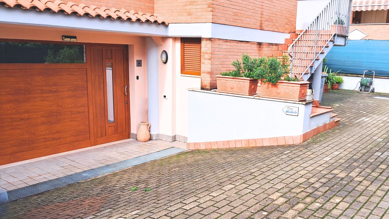 Photo of Outdoor in Latina