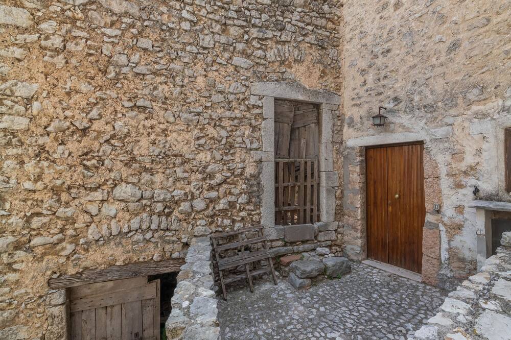 Photo of Outdoor in Polino
