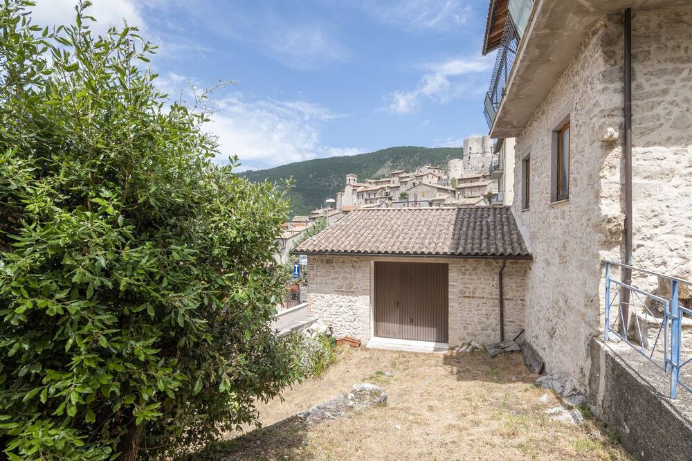 Photo of Outdoor in Polino