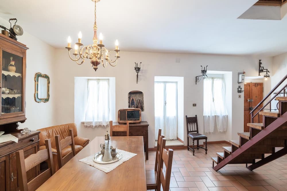 Photo of Livingroom in Polino