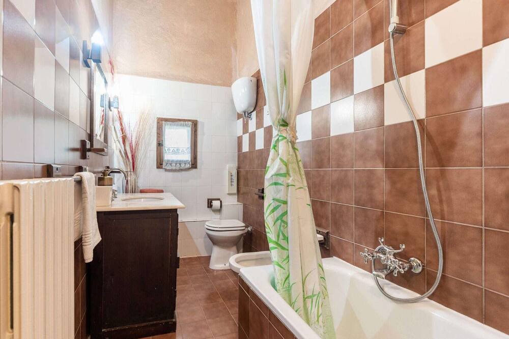 Photo of Bathroom in Assisi