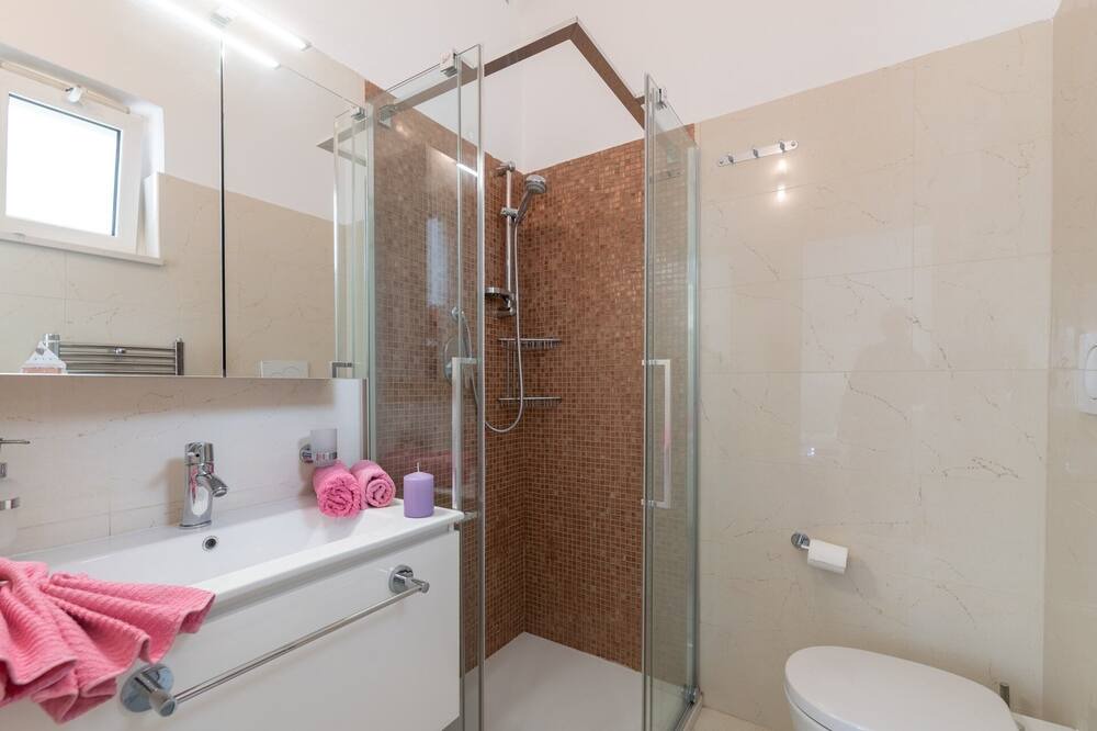 Photo of Bathroom in Fumarola