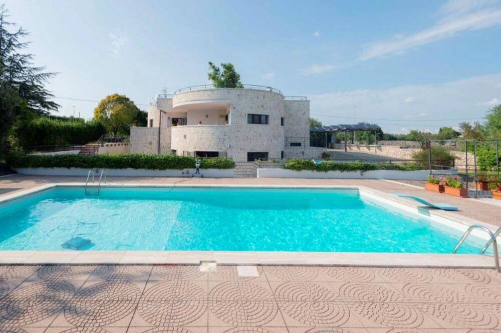 Photo of Outdoor in Noci