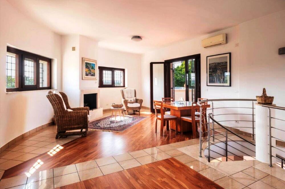 Photo of Livingroom in Noci
