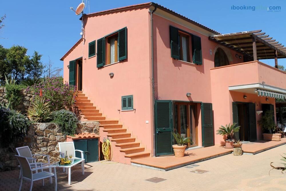 Photo of Outdoor in Lido di Capoliveri
